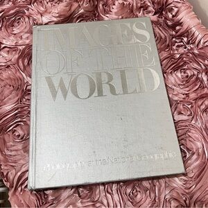 Images of the world hardcover book Photography at the national geographic Vintag